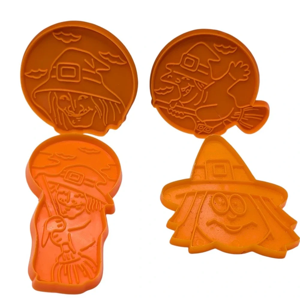 Vintage Witches Cookie Cutters Orange Spooky Play Doh Fun‎ Halloween Set Of Four